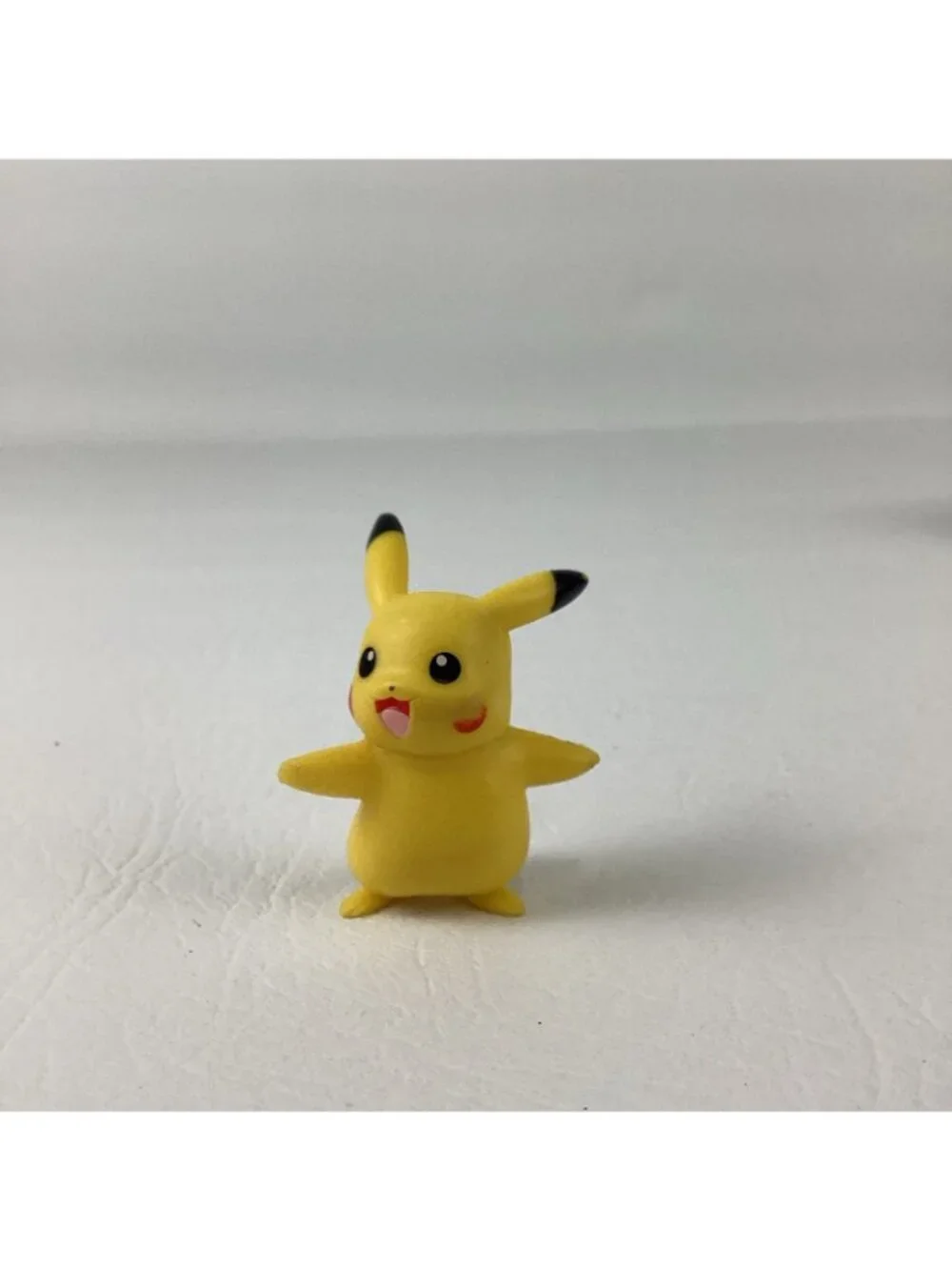Jazwares Pokemon Belt Lure Ball Pouch Pokeball Toy Bundle Lot Toy Pikachu Figure